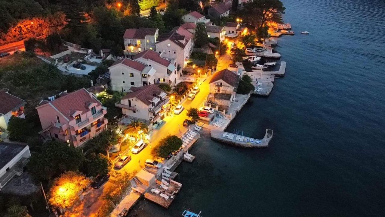 Montenegro Apartmant's Cattaro Esterno foto