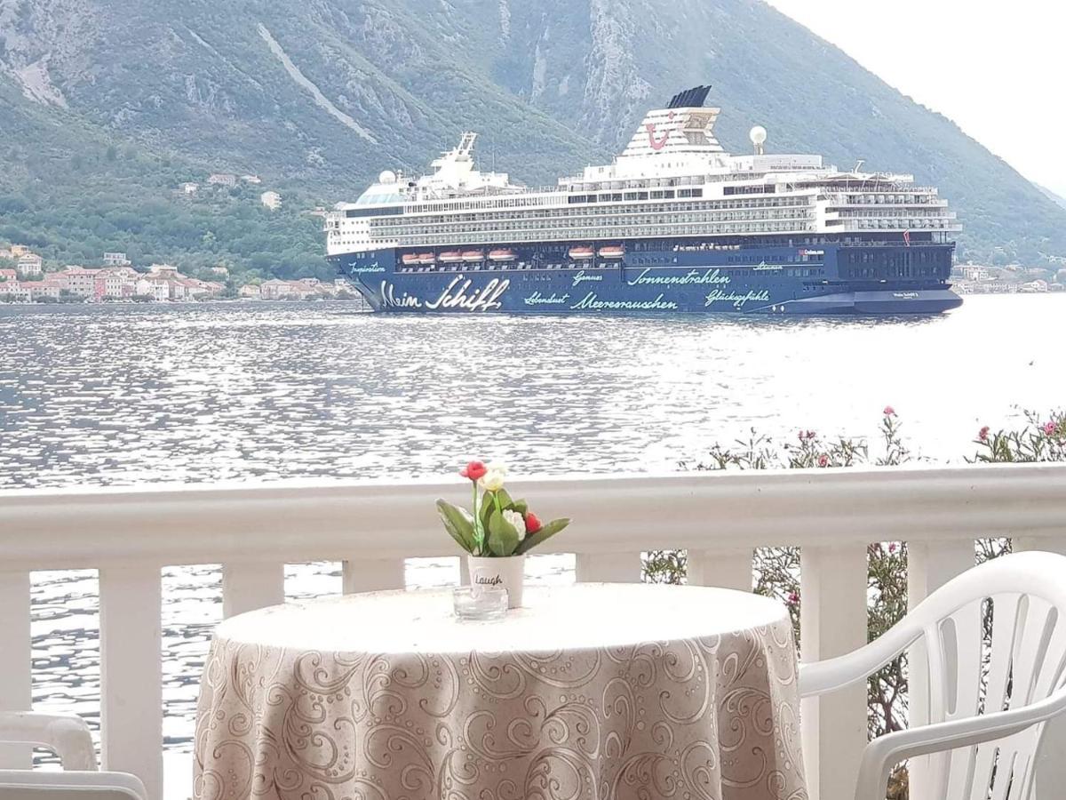 Montenegro Apartmant's Cattaro Esterno foto