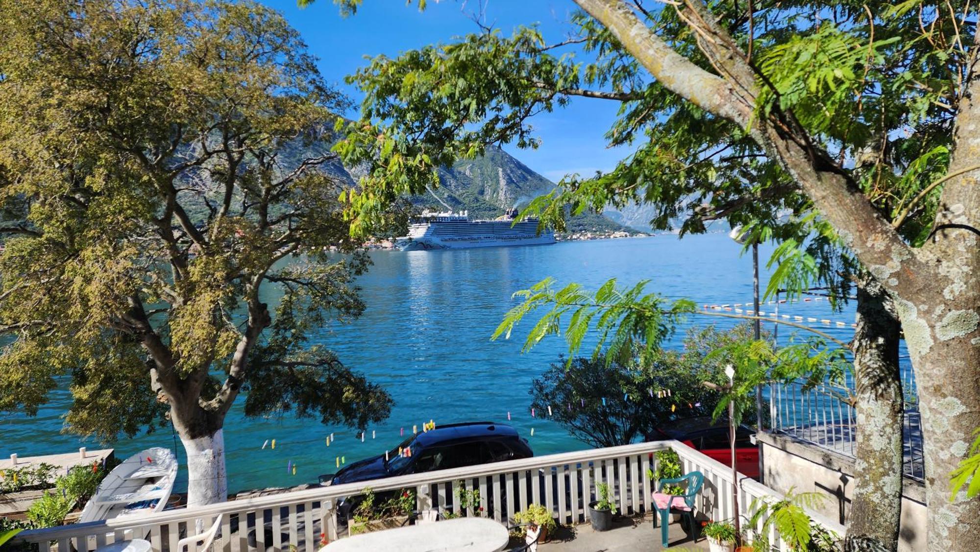 Montenegro Apartmant's Cattaro Esterno foto
